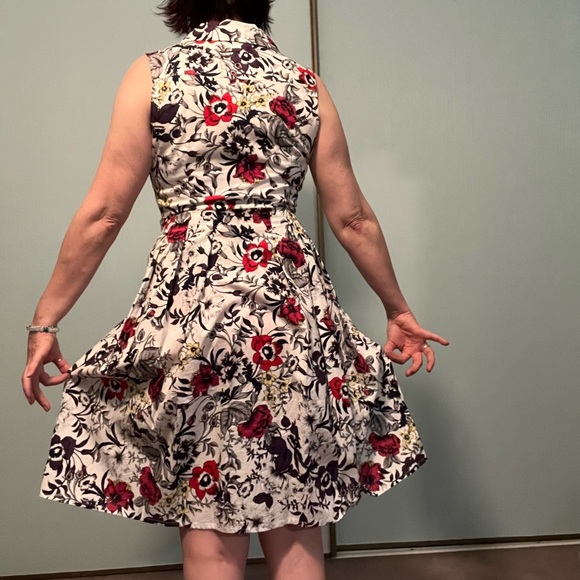 CLEO SPRING DRESS - Picture 2 of 3